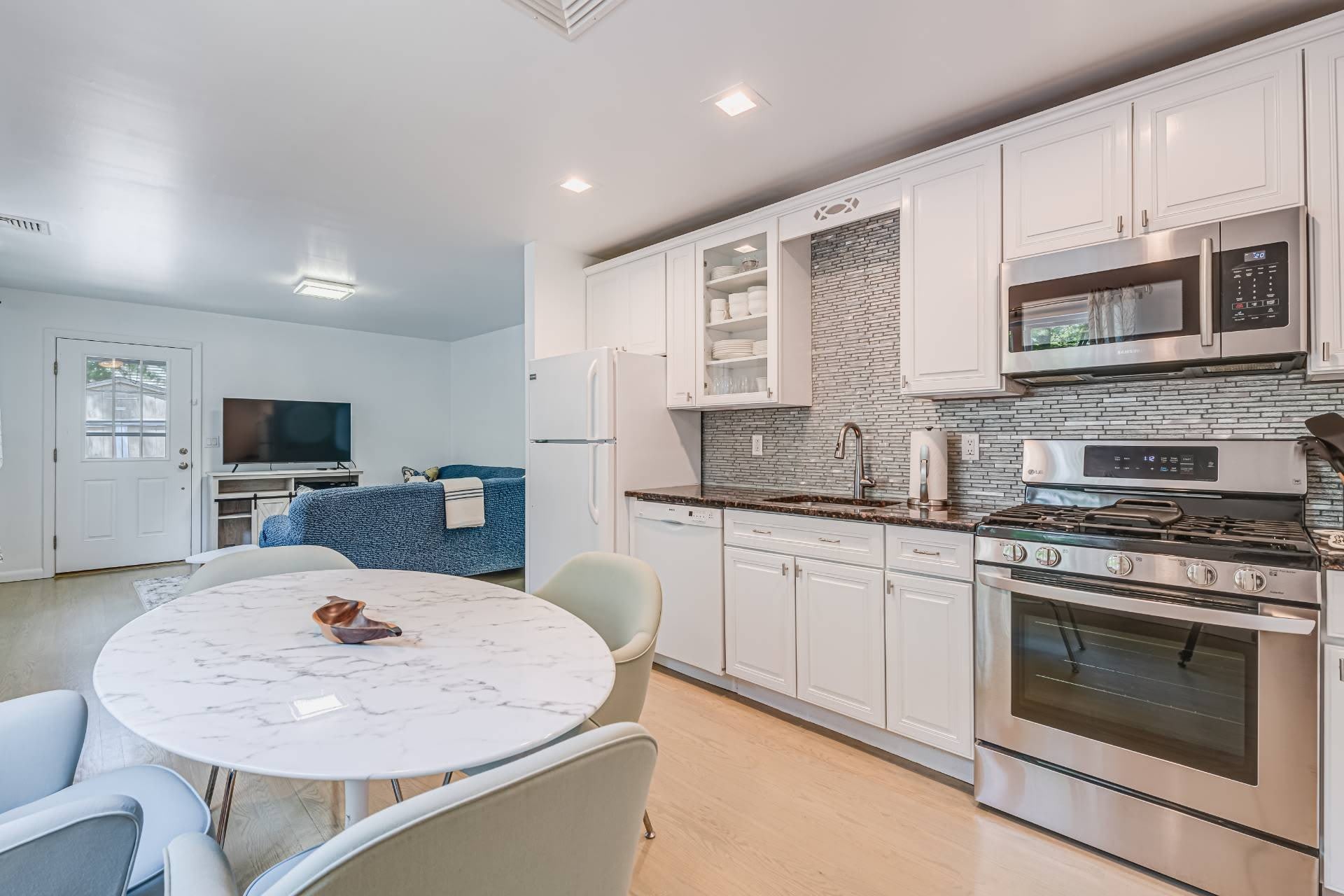 10 Hunters Lane – photo 5