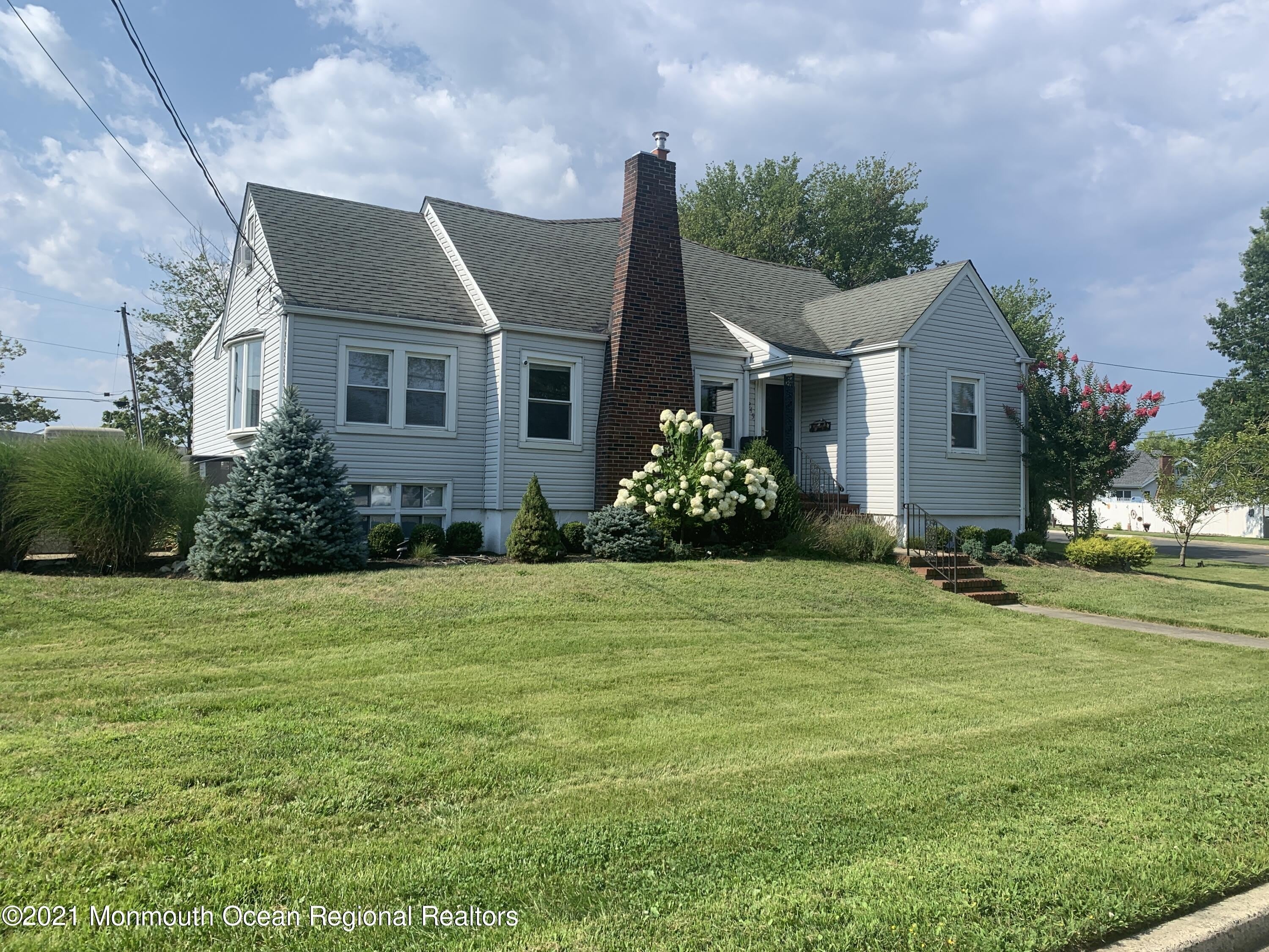 245 Monmouth Boulevard – photo 2