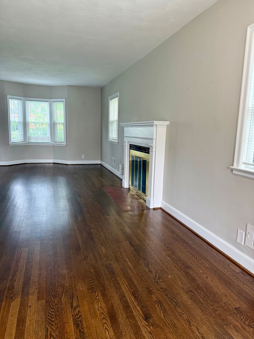 Beautifully Renovated 2 Bedroom, 1 Bath Duplex in Southwest Roanoke City – photo 5
