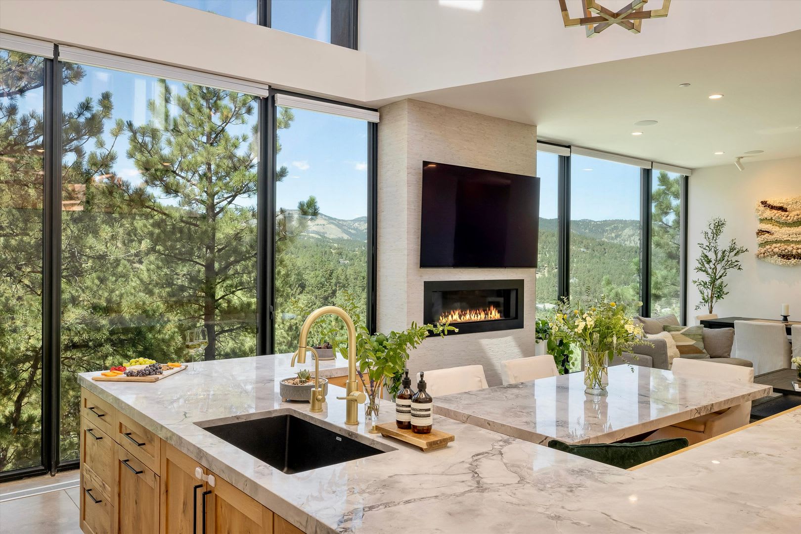 Private Foothills Sanctuary Minutes from Downtown – photo 4