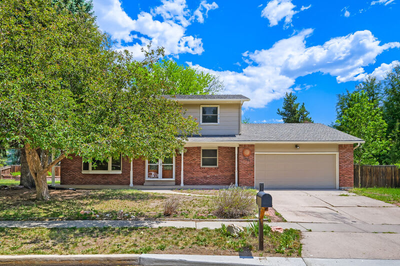 2821 Serendipity Circle East – photo 1