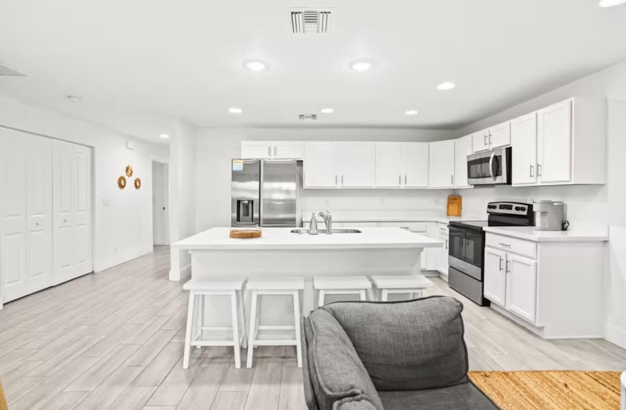 565 Lilac Court – photo 3