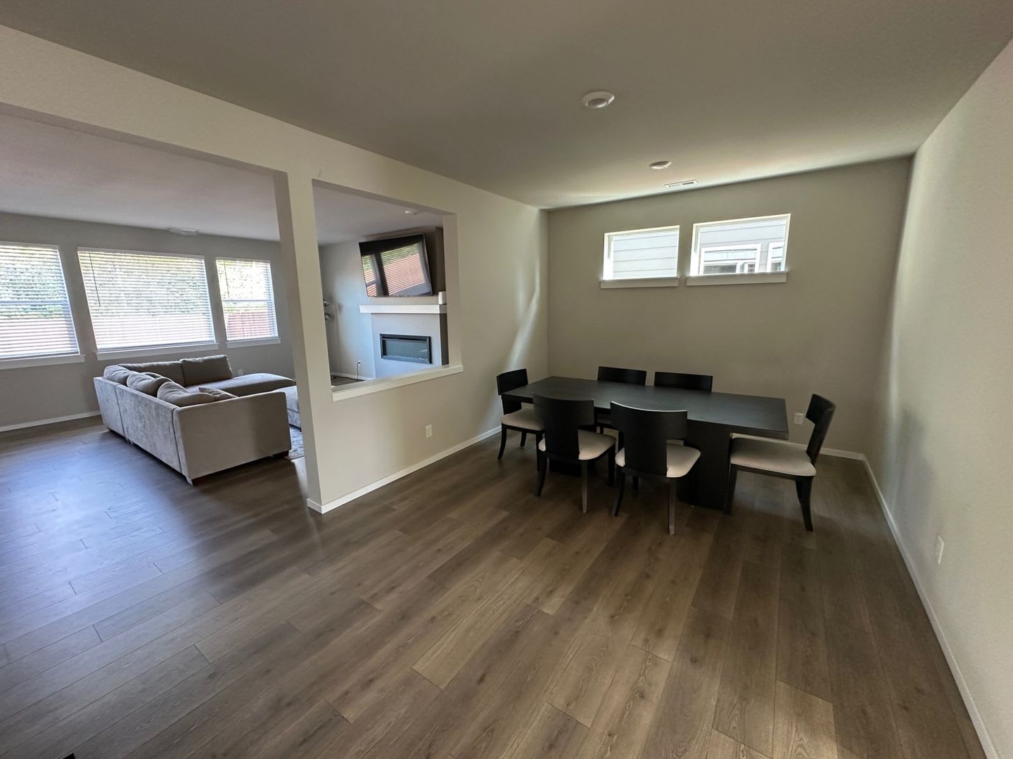 RENTAL! Spacious 6-Bedroom Home Near JBLM – Built in 2025 – photo 2