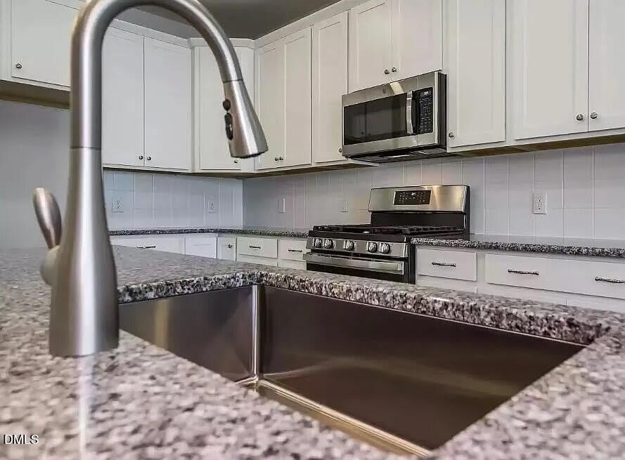 1009 Commack Drive – photo 3