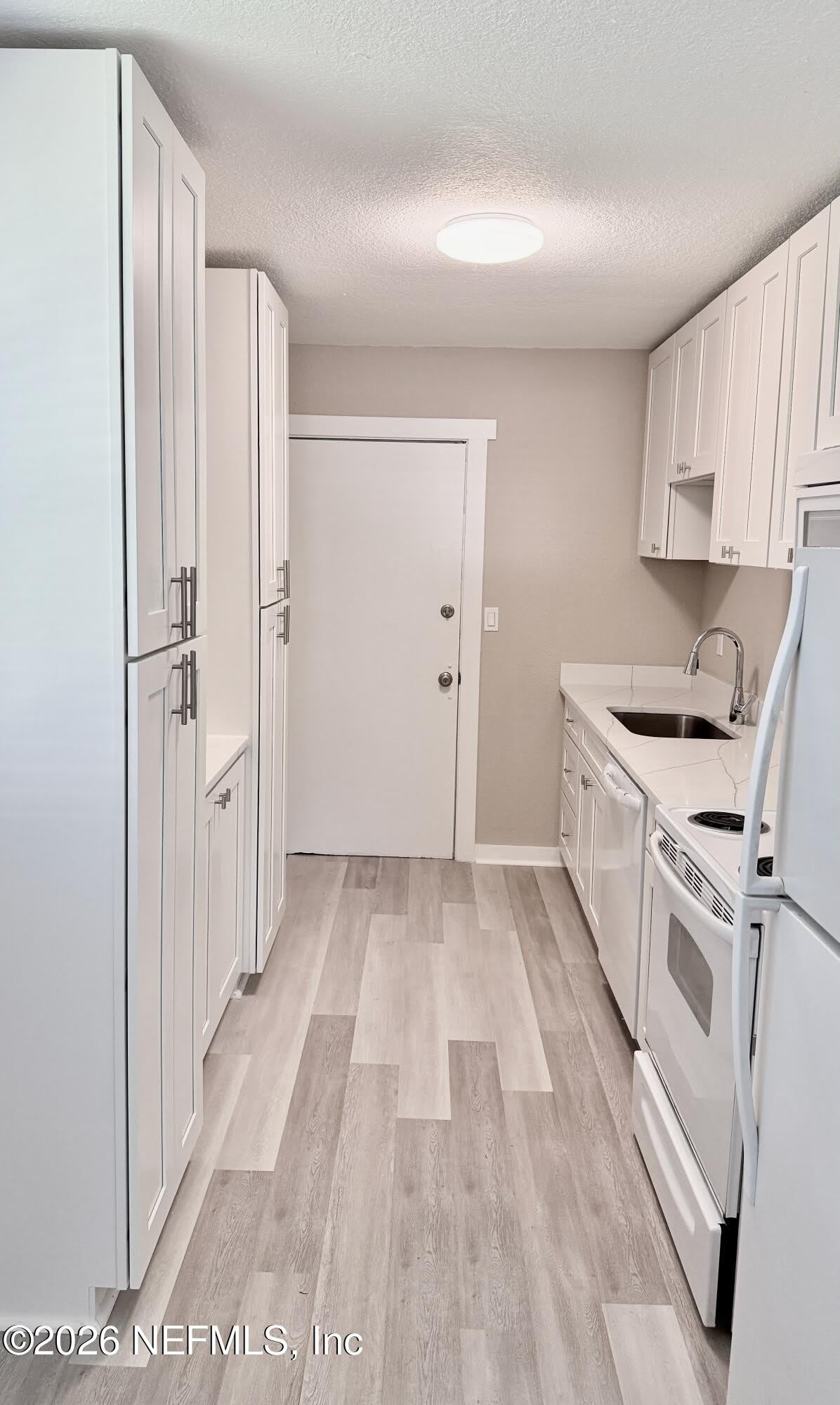 696 KESTNER Road – photo 5