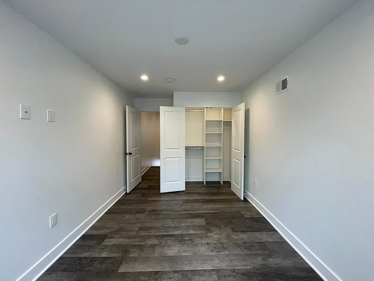 2733 Wharton Street – photo 5