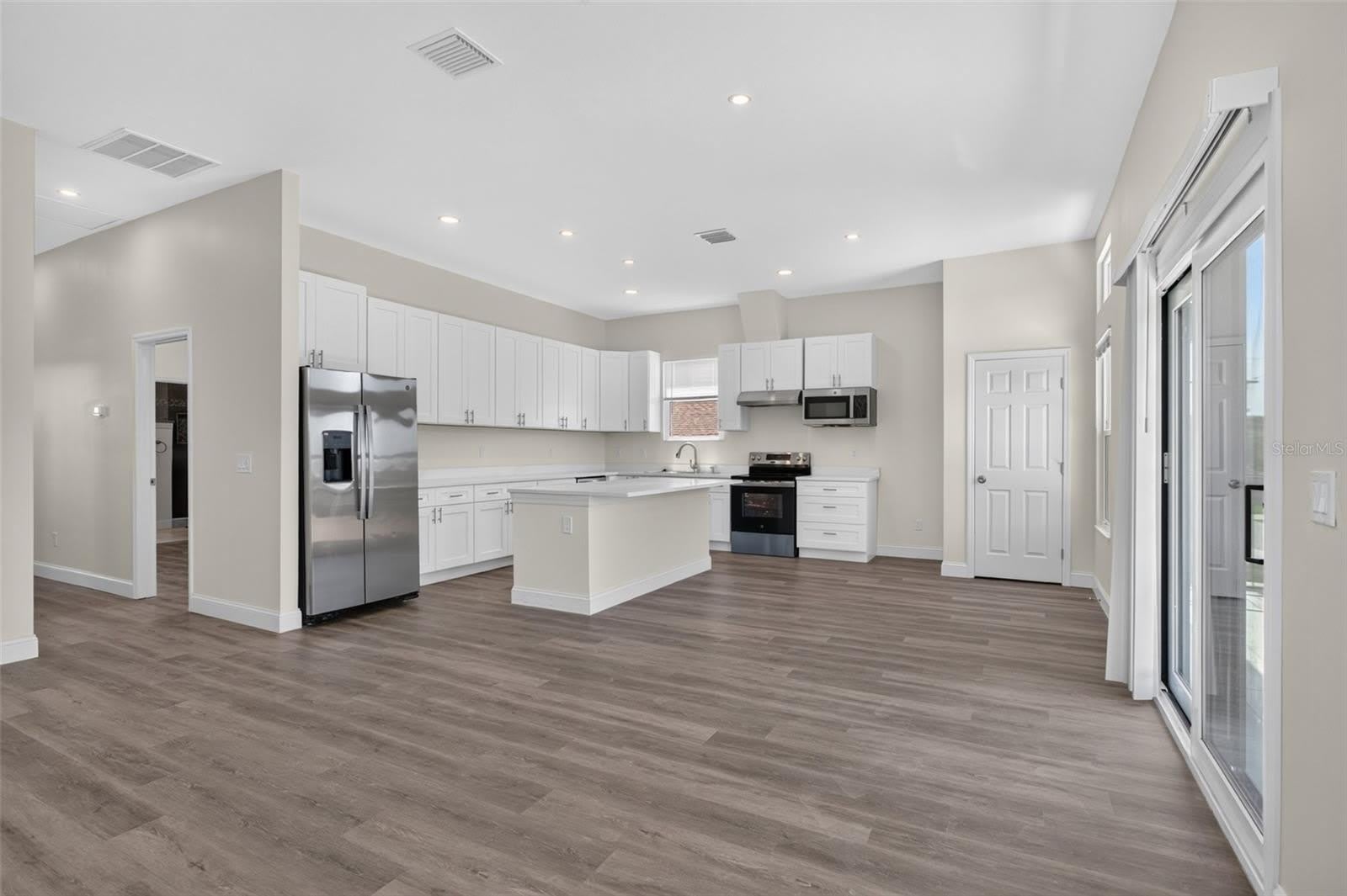 3022 W Douglas Street – photo 2
