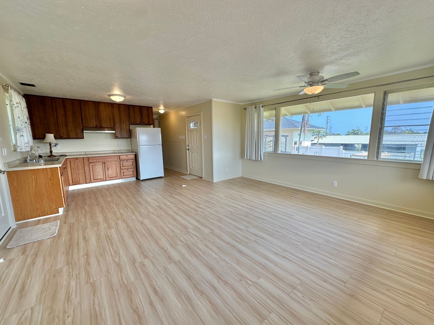 Newly Renovated 700 Sq Ft Attached Studio For Rent Wailuku – photo 5