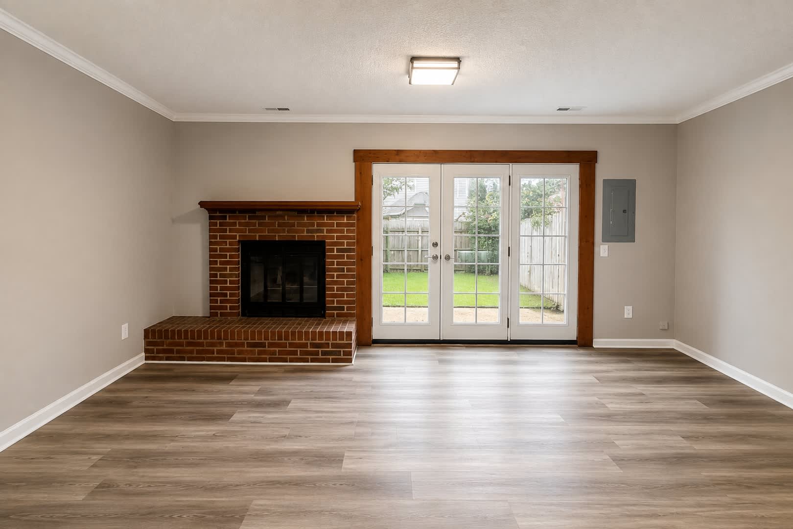 3BR Virginia Beach Home with Fenced Yard! – photo 3