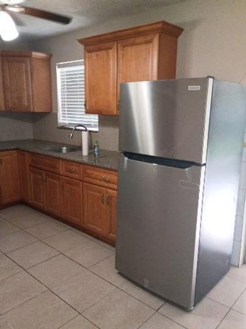6761 NW 24TH Court, Margate, FL 33063 – photo 2