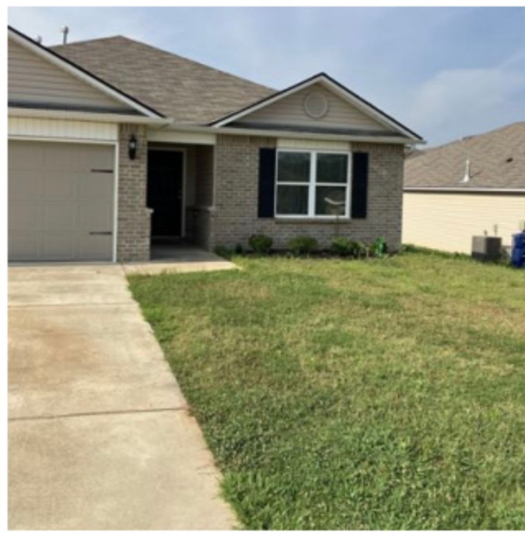 Beautiful 3 bedroom 2 bath home with views! – photo 2