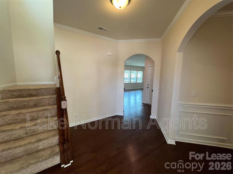 10374 Rutledge Ridge Drive – photo 4