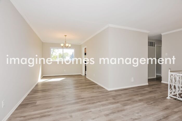 908 Broadhurst Drive – photo 5