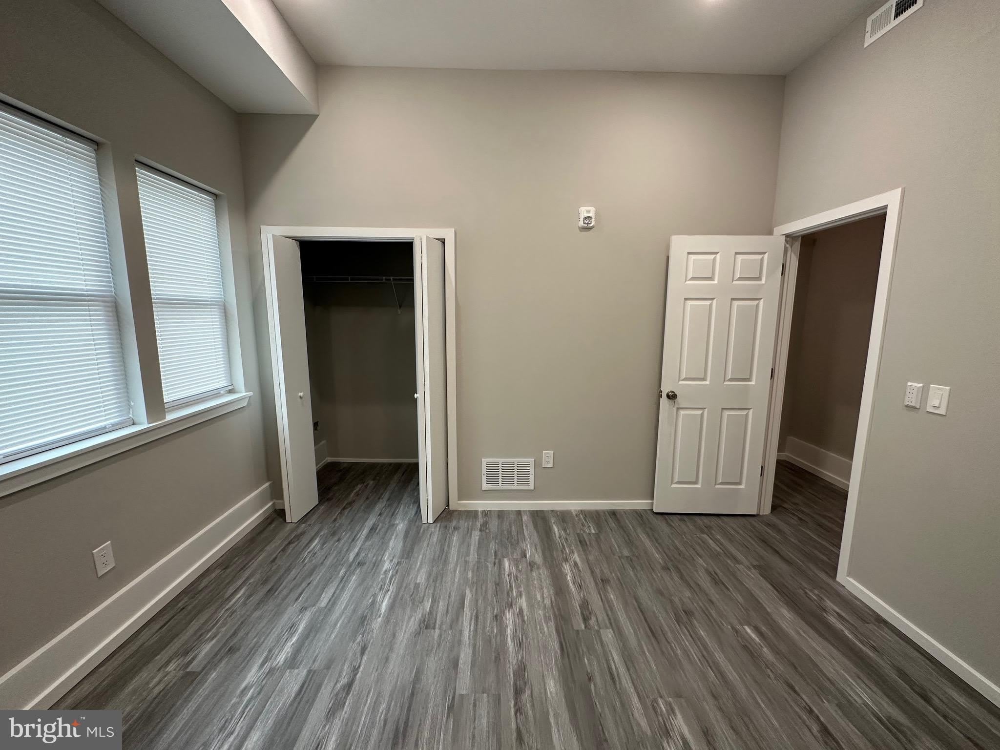 1225 W DAUPHIN Street – photo 5