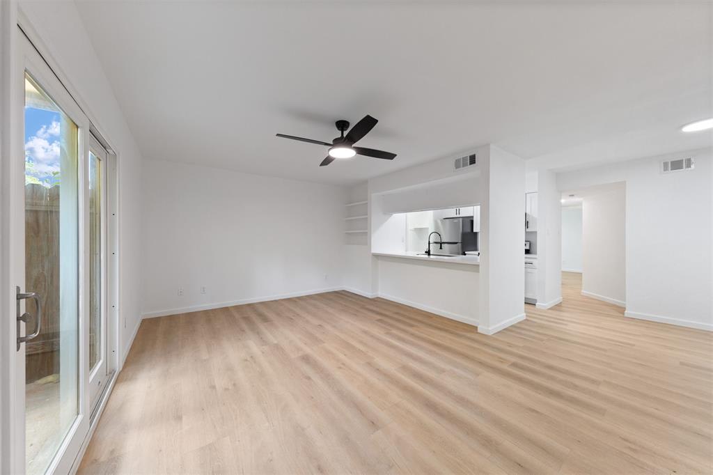 815 Lyle West Avenue – photo 2