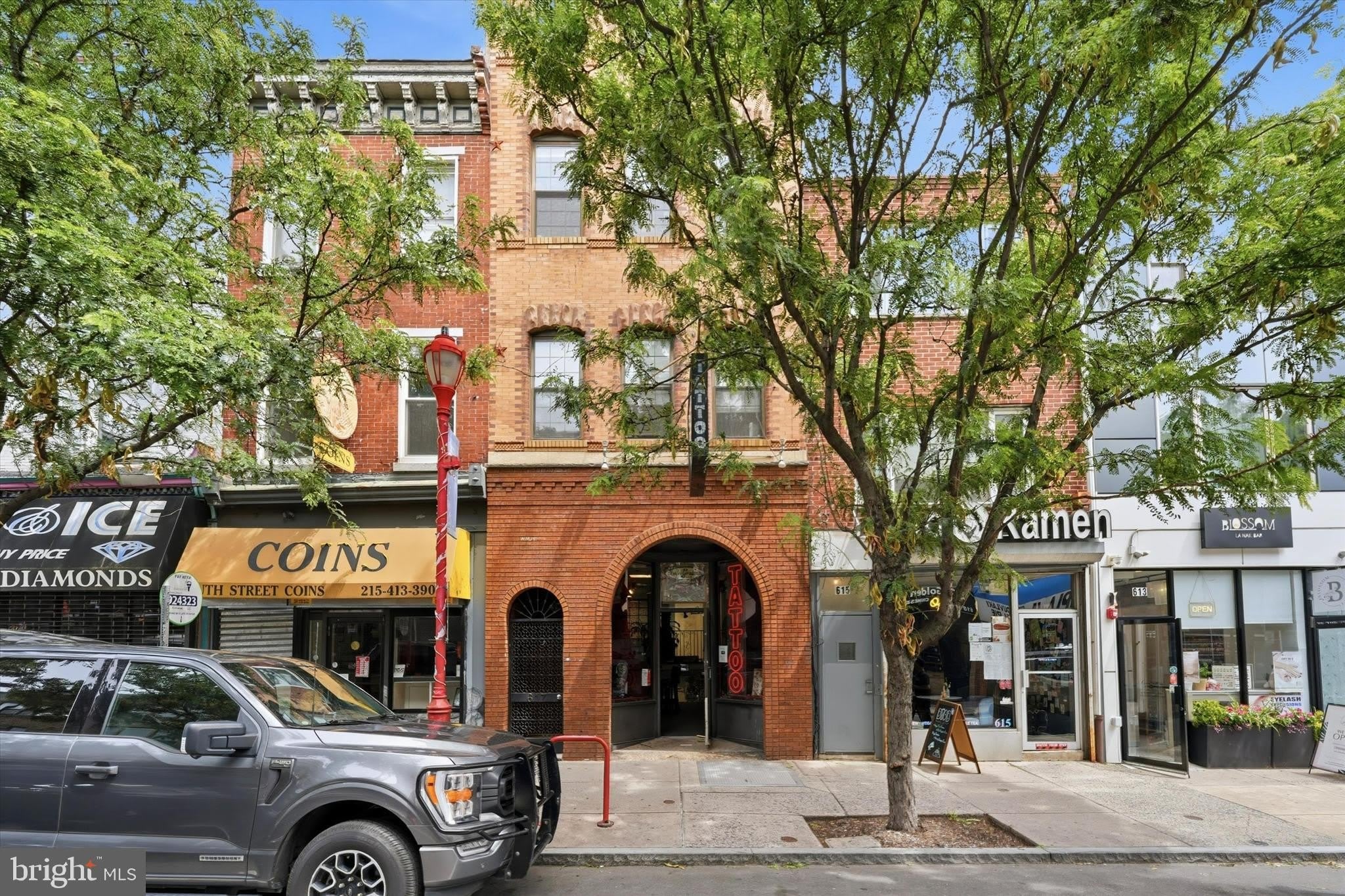617 South Street – photo 1