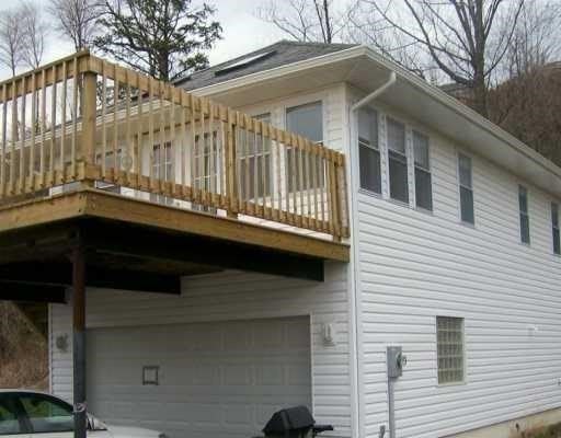 3257 LAKE FRONT Drive – photo 2