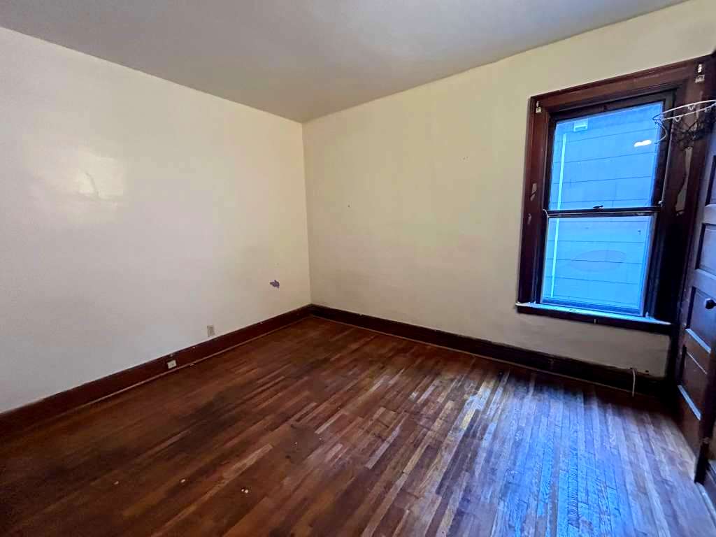 408 Winslow Ave – photo 3