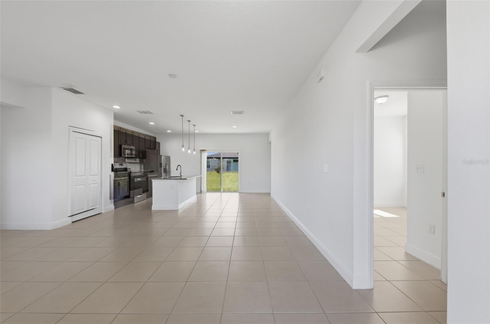 304 Begonia Court – photo 4