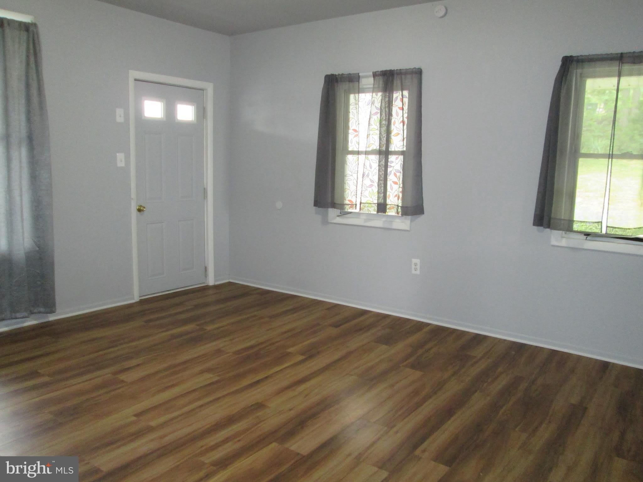 1208 LOCUST Street – photo 3