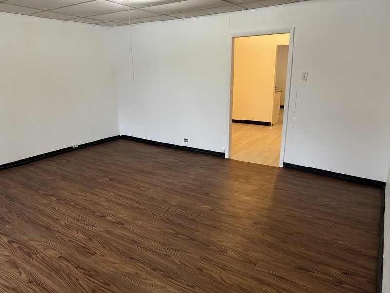 8 East Church Street – photo 2