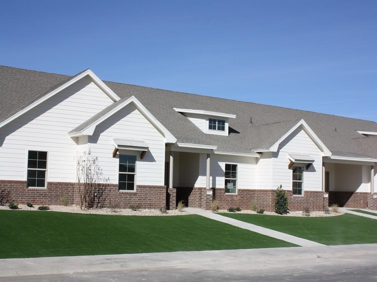 6706 Pontiac Avenue – photo 1