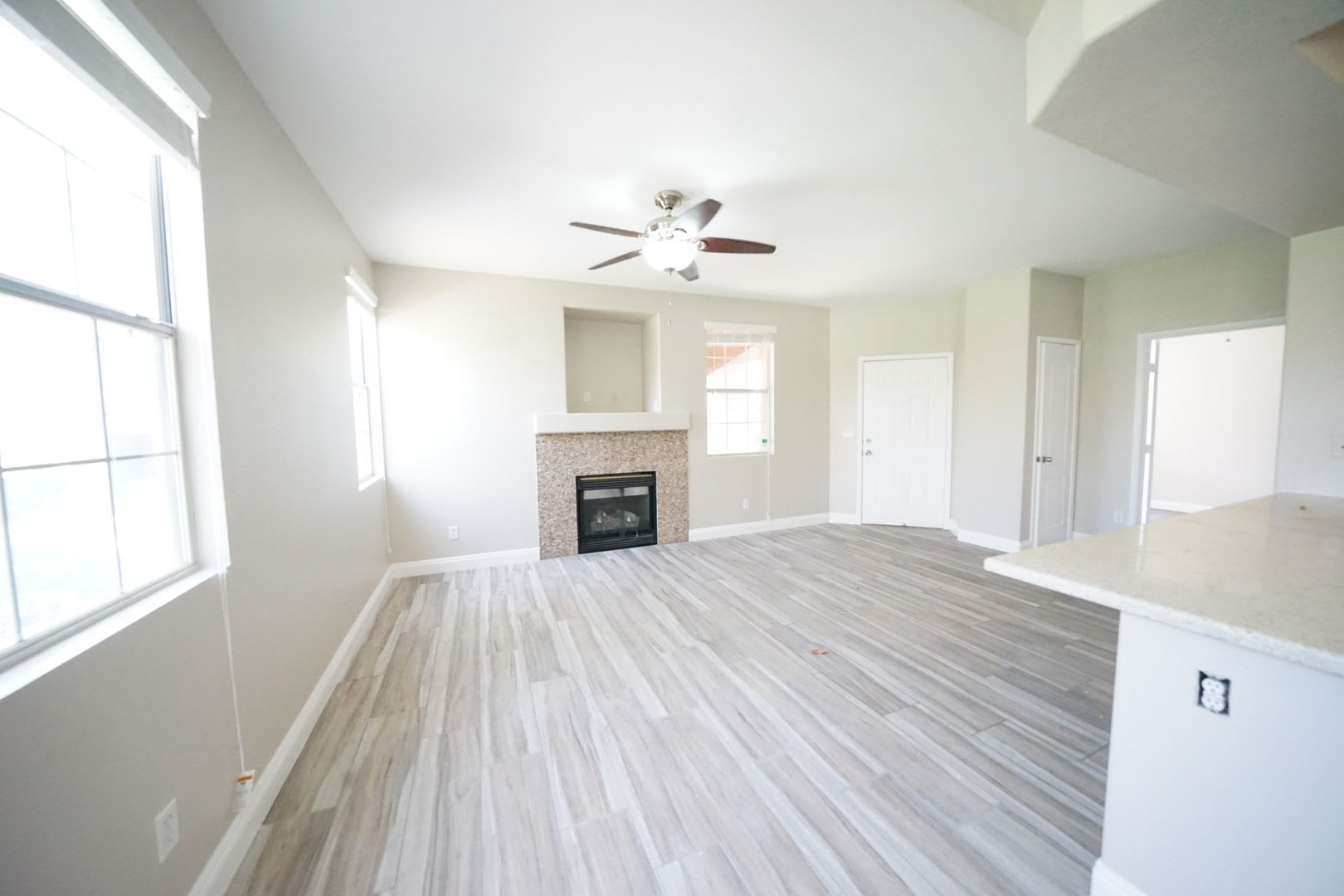 SHOWINGS AVAILABLE NOW – photo 5