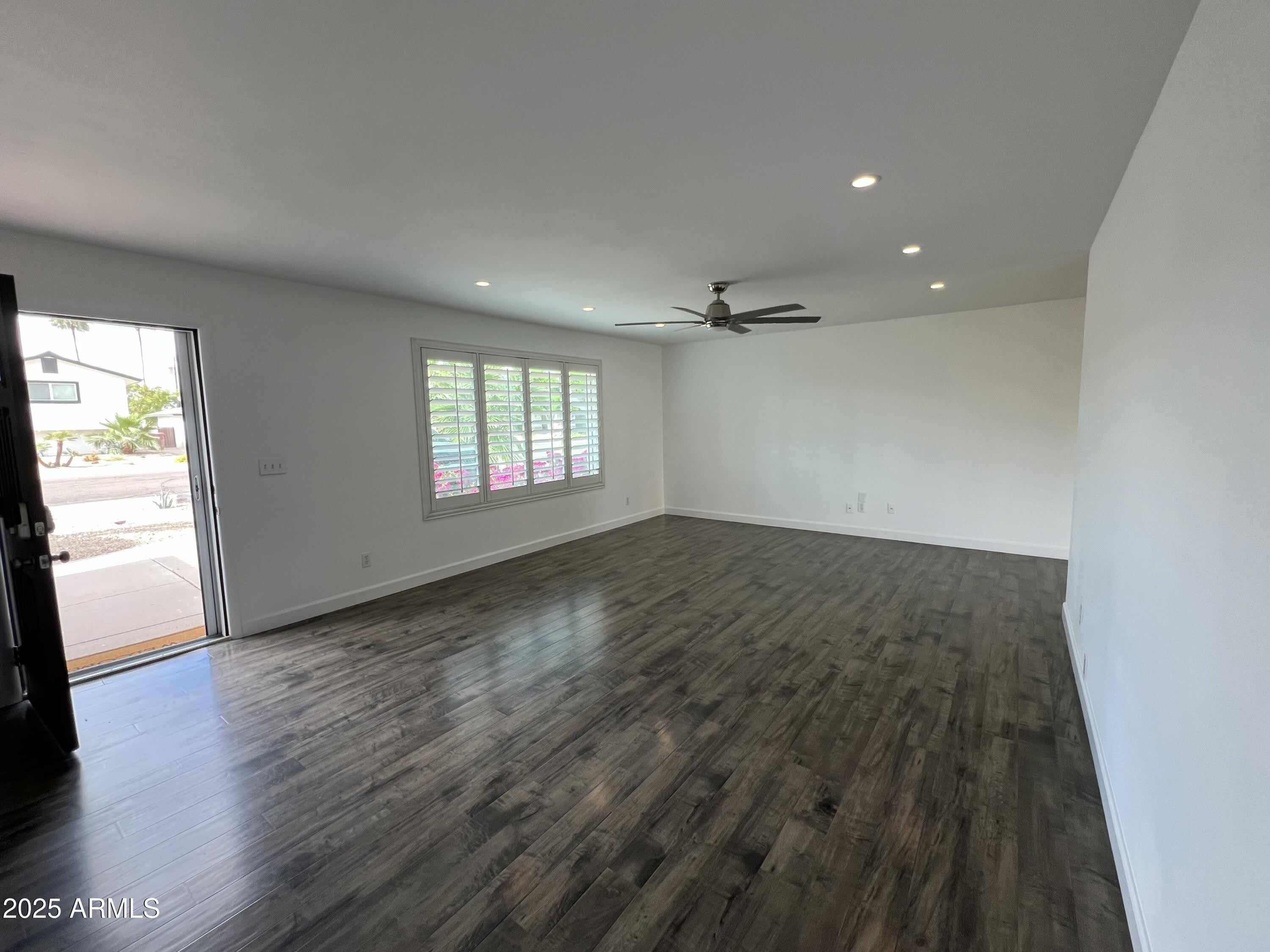 8744 E ROSE Lane – photo 2