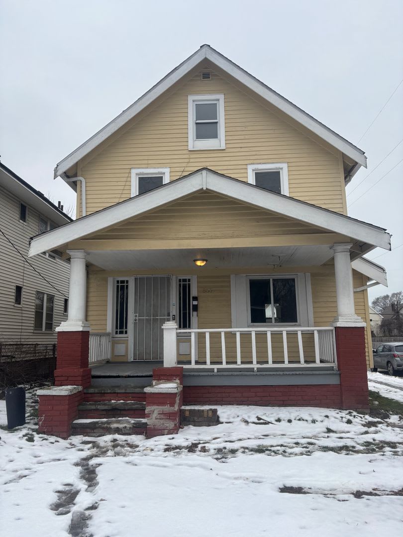 3bd Single Cash Pay/Section 8 Security Deposit Specials – photo 1