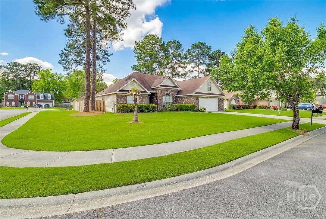 108 Village Lake Drive – photo 3