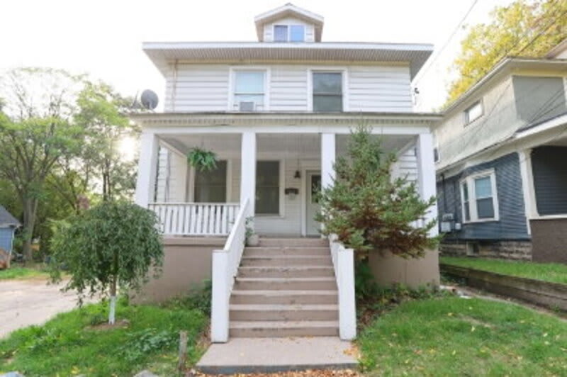 437 Eastern Avenue Southeast – photo 4