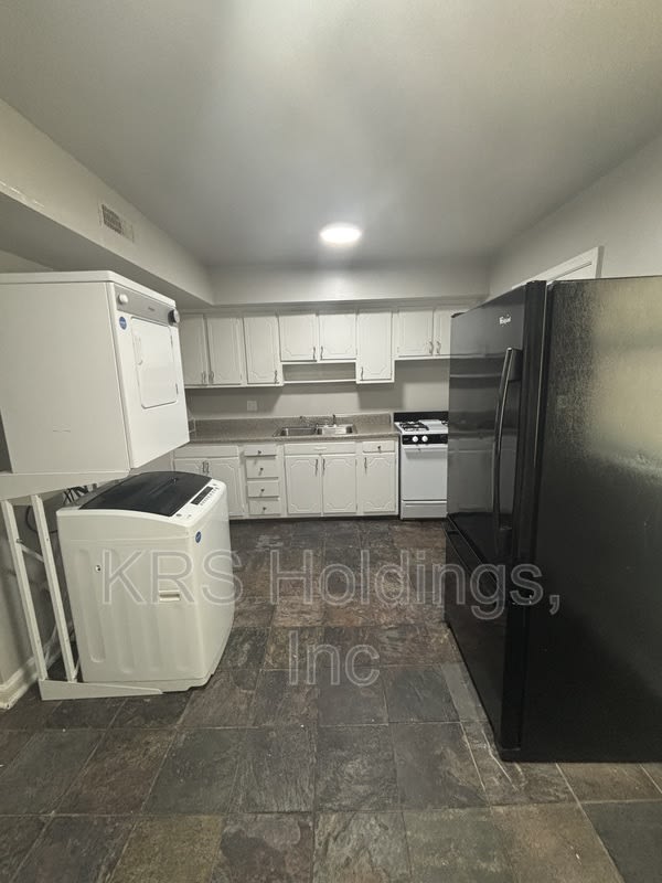2758 Goolsby Ave – photo 4