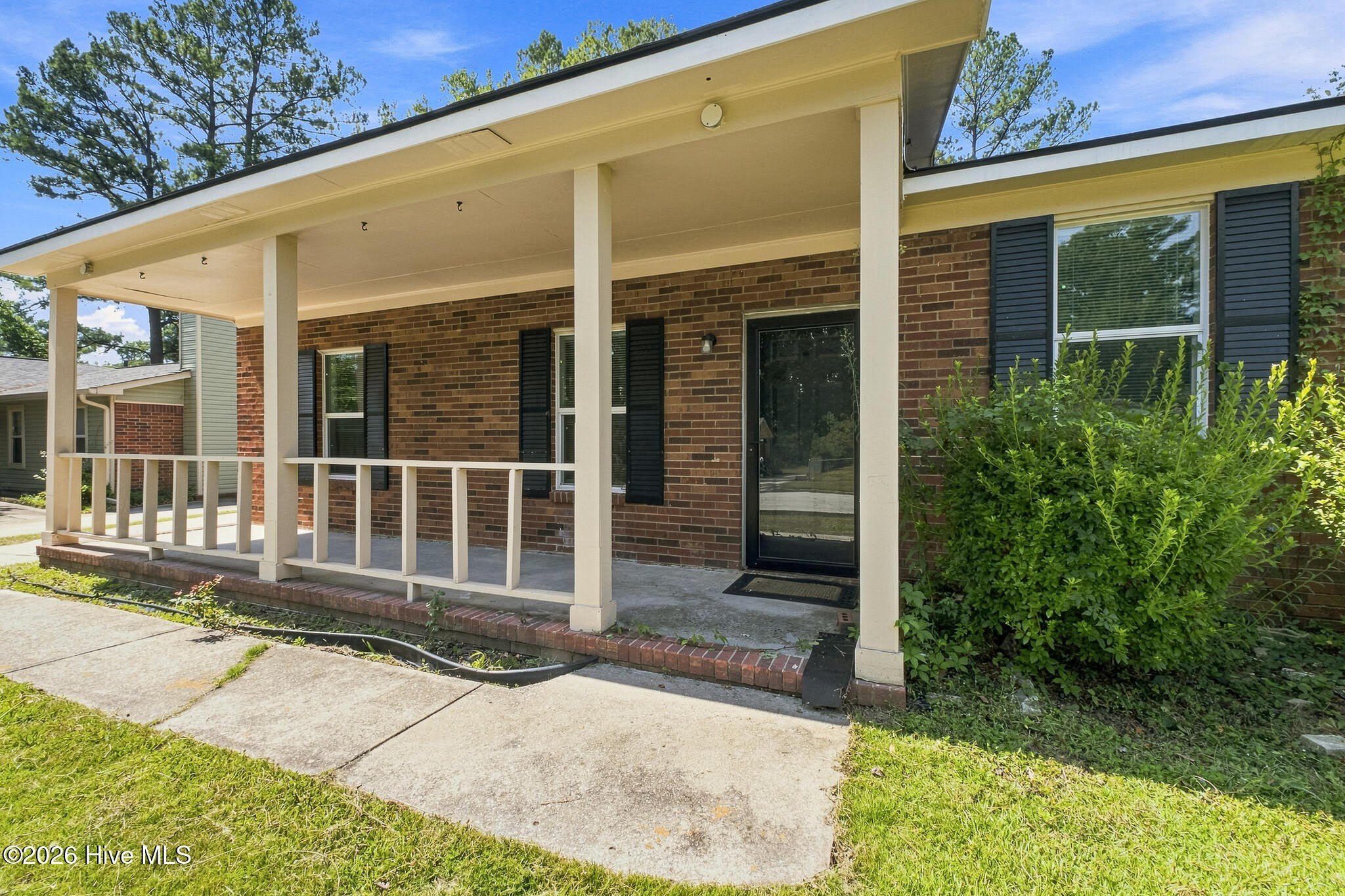 3487 Postell Drive – photo 2