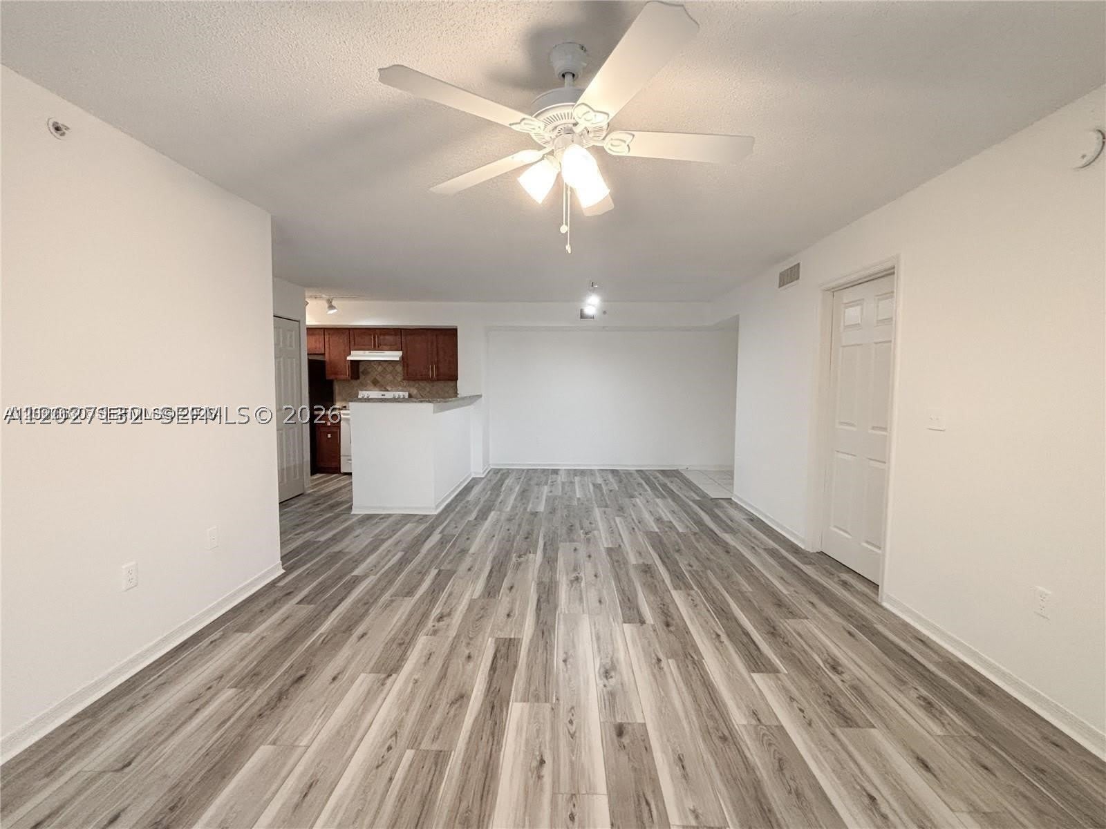 655 SW 111th Way – photo 2