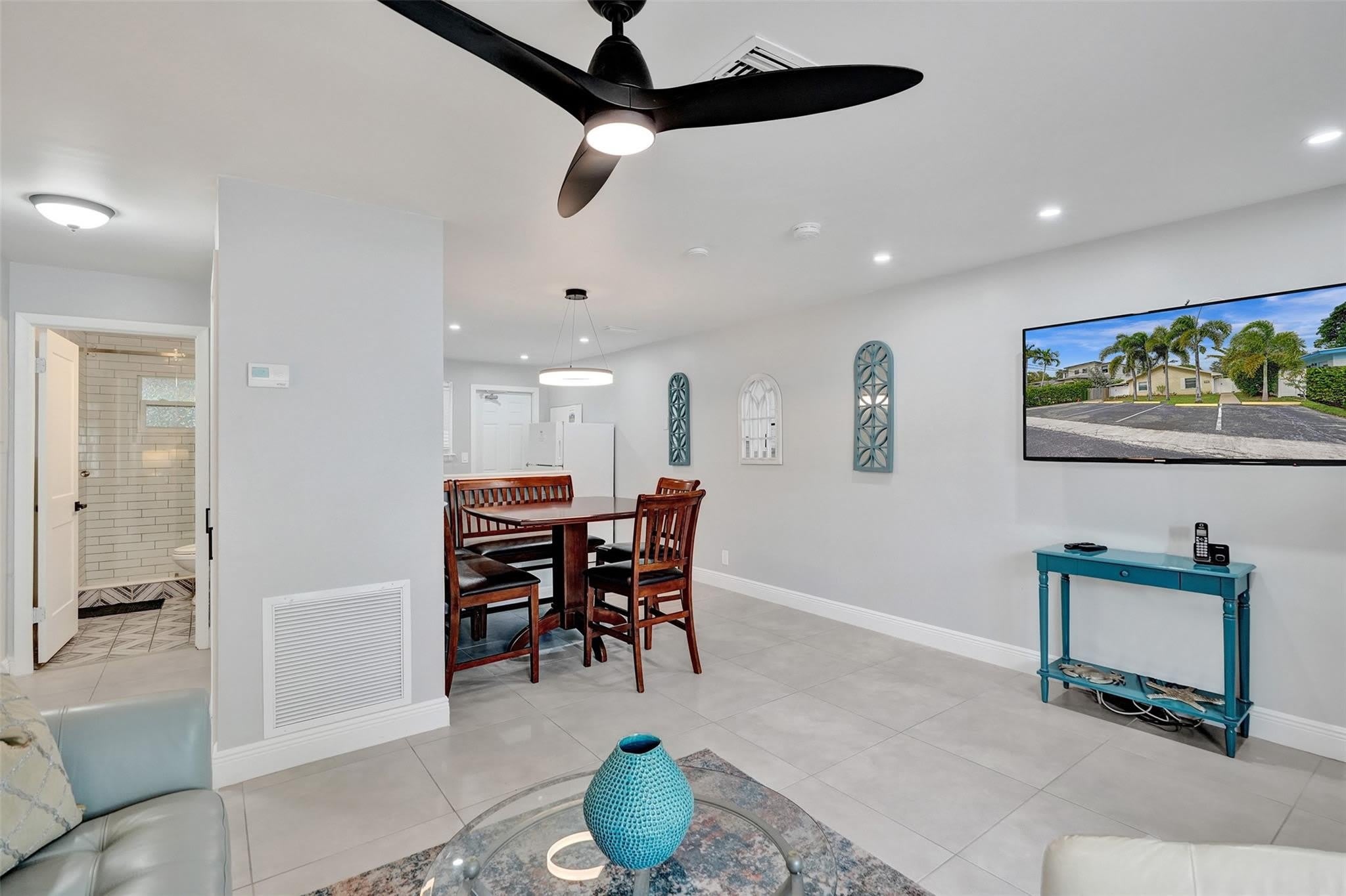 901 SE 14TH Court – photo 1