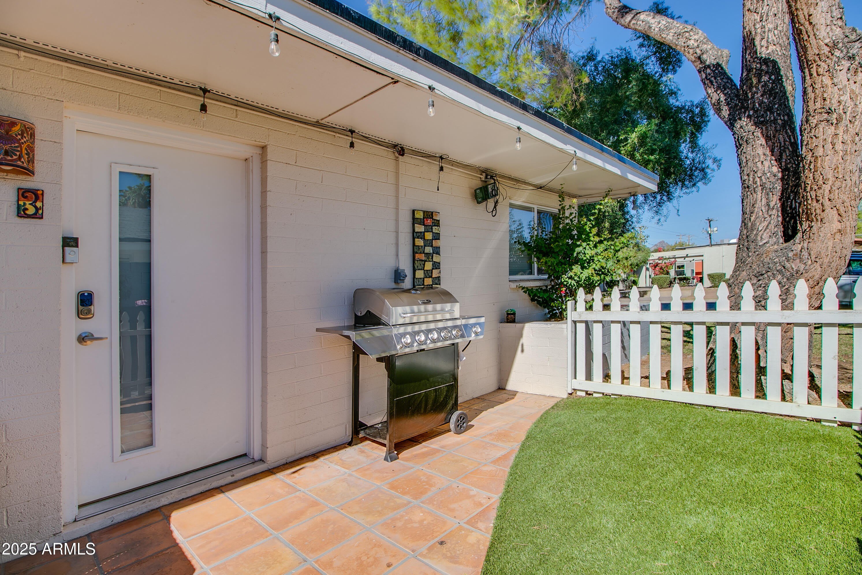 3511 E Montecito Avenue – photo 5