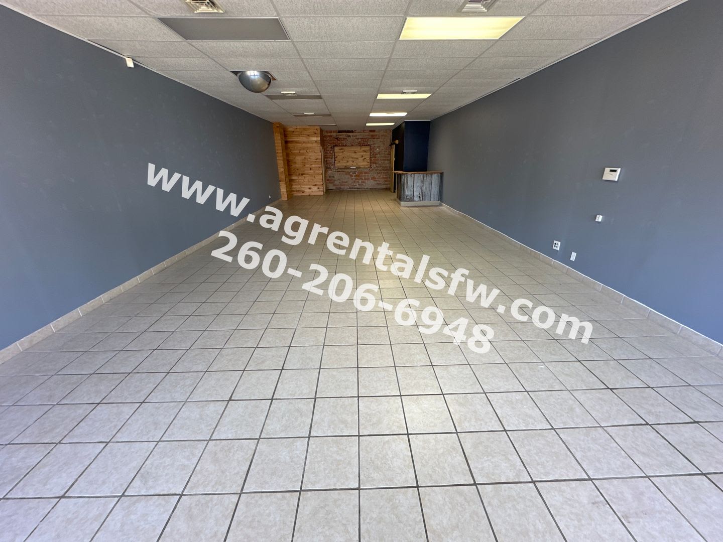 3414 Fairfield Ave Fort Wayne, IN 46807 Retail/Office Space For Rent – photo 2