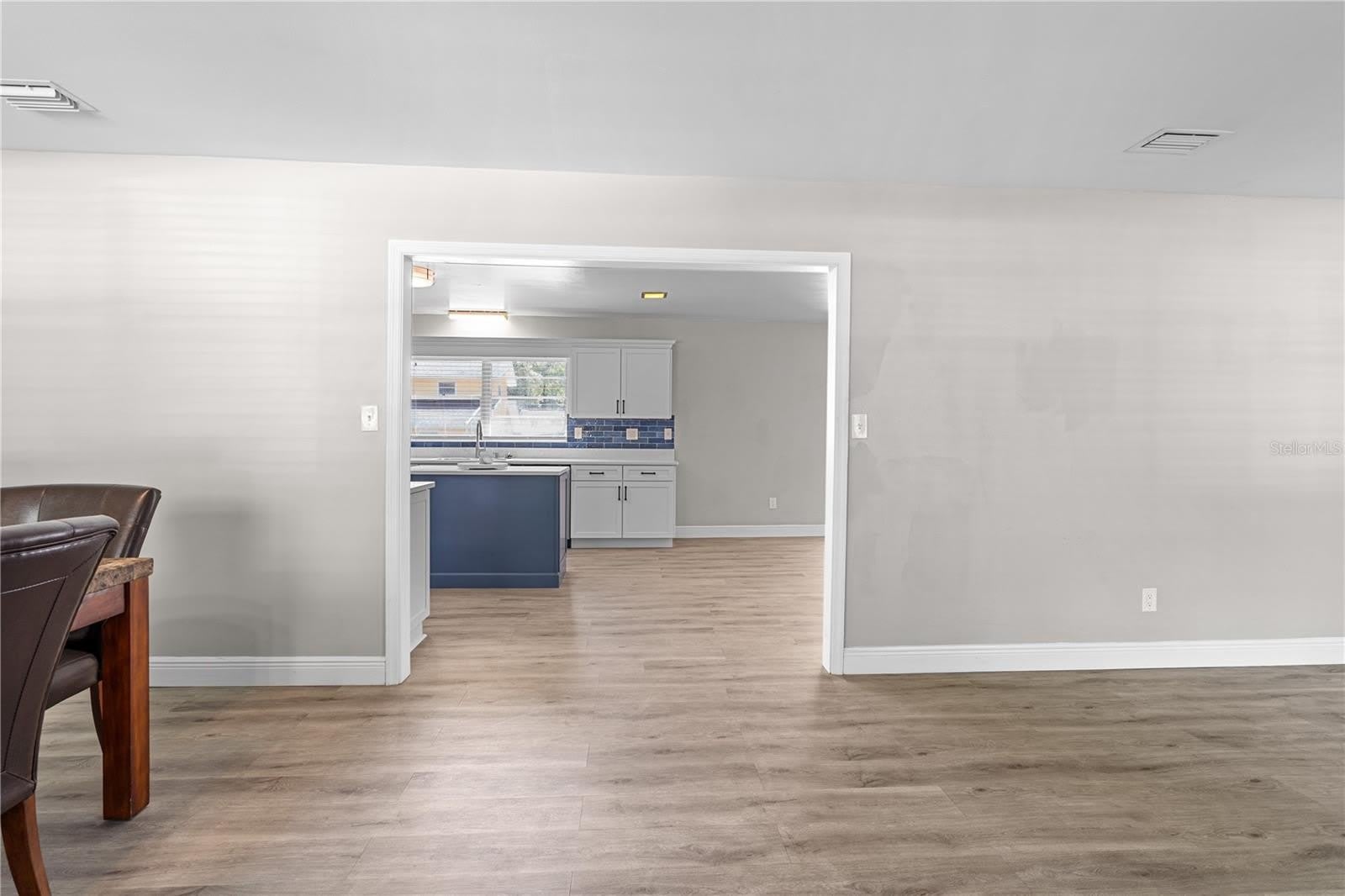 121 NW 29TH ST – photo 3
