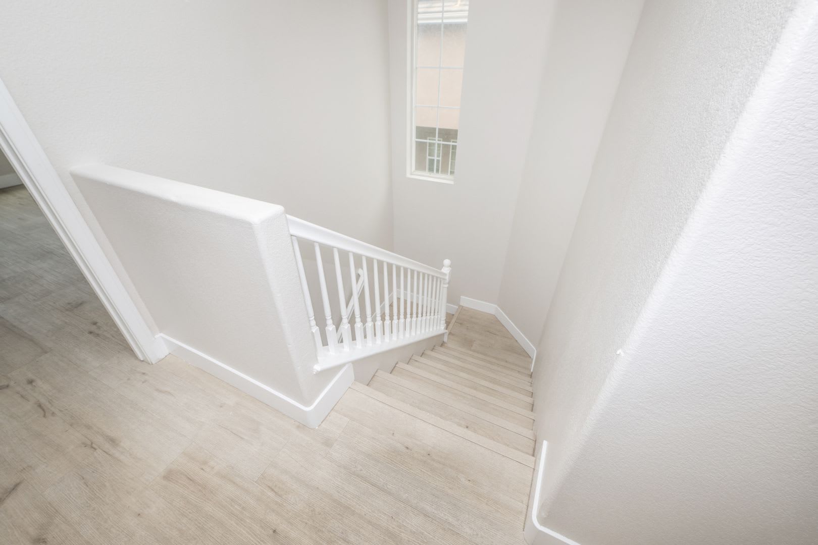 Amazing 3BR/2.5BA single family home! $3495/month – photo 5