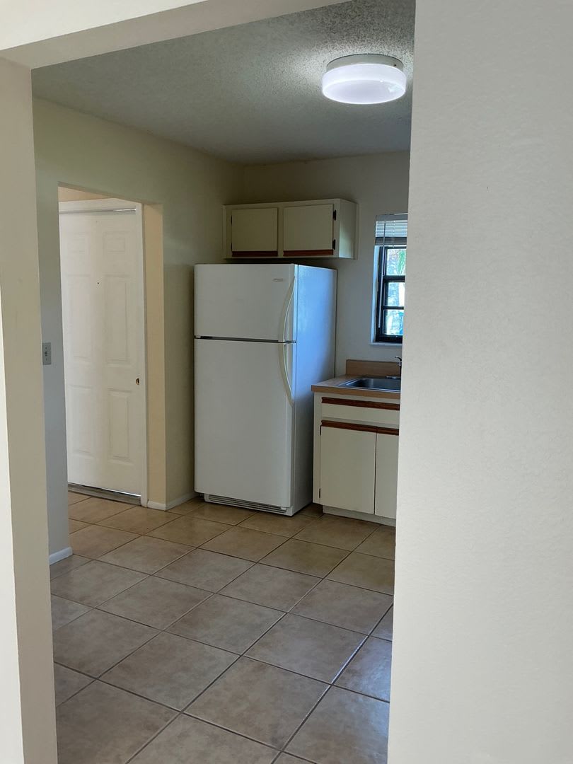 Single family rental home located East of US 1 off Walton Rd 2/1/1 – photo 4