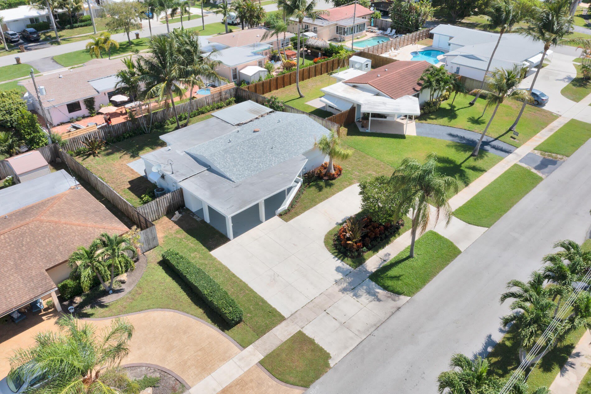 921 SE 15th Court – photo 2