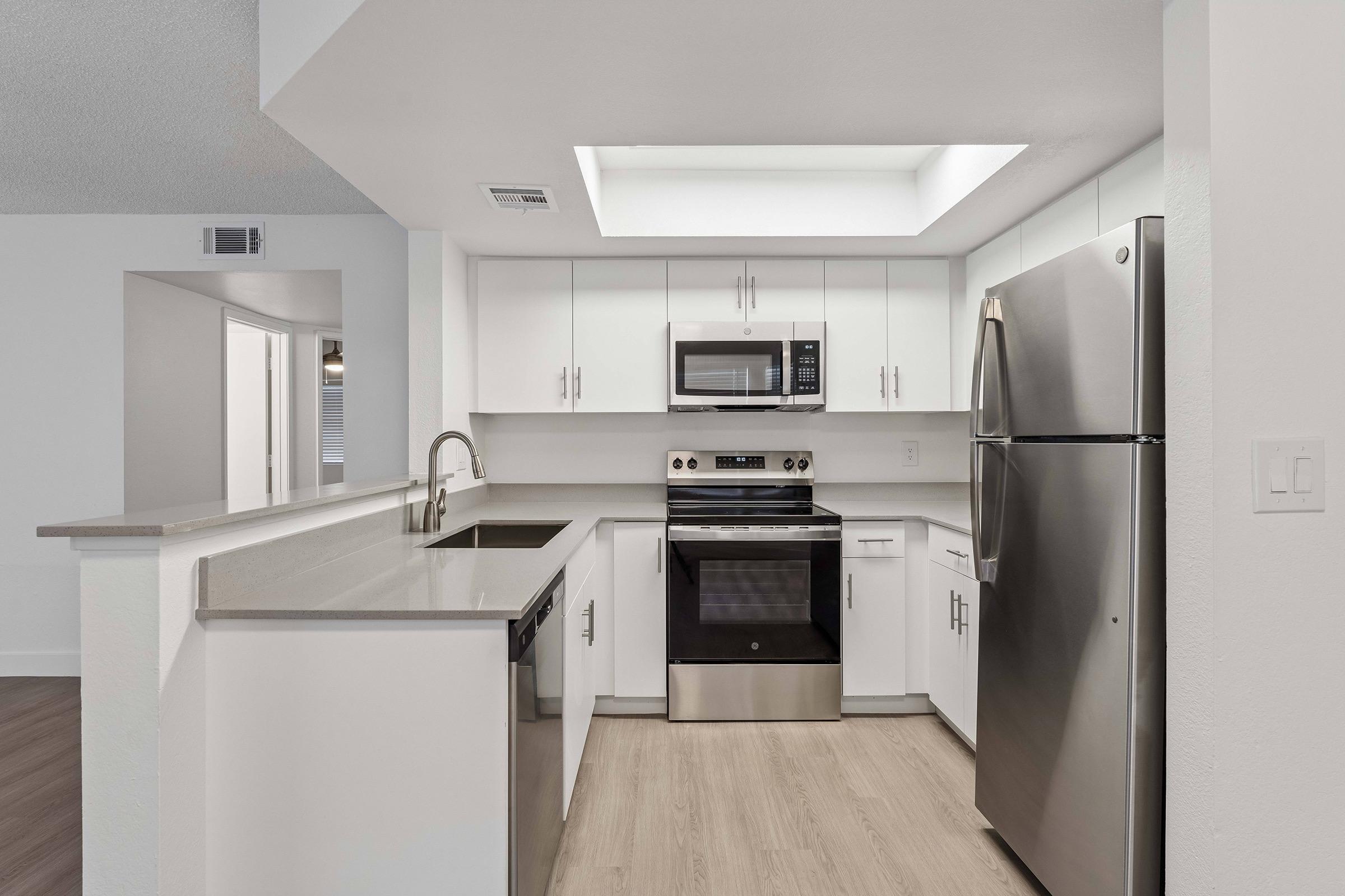 Brook Creek Apartments – photo 2