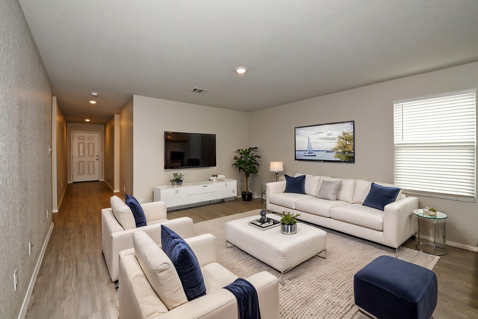 GREAT SINGLE STORY 3 BEDROOM – photo 4