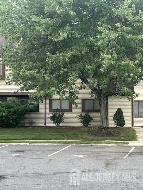 702 Jacob Court – photo 1