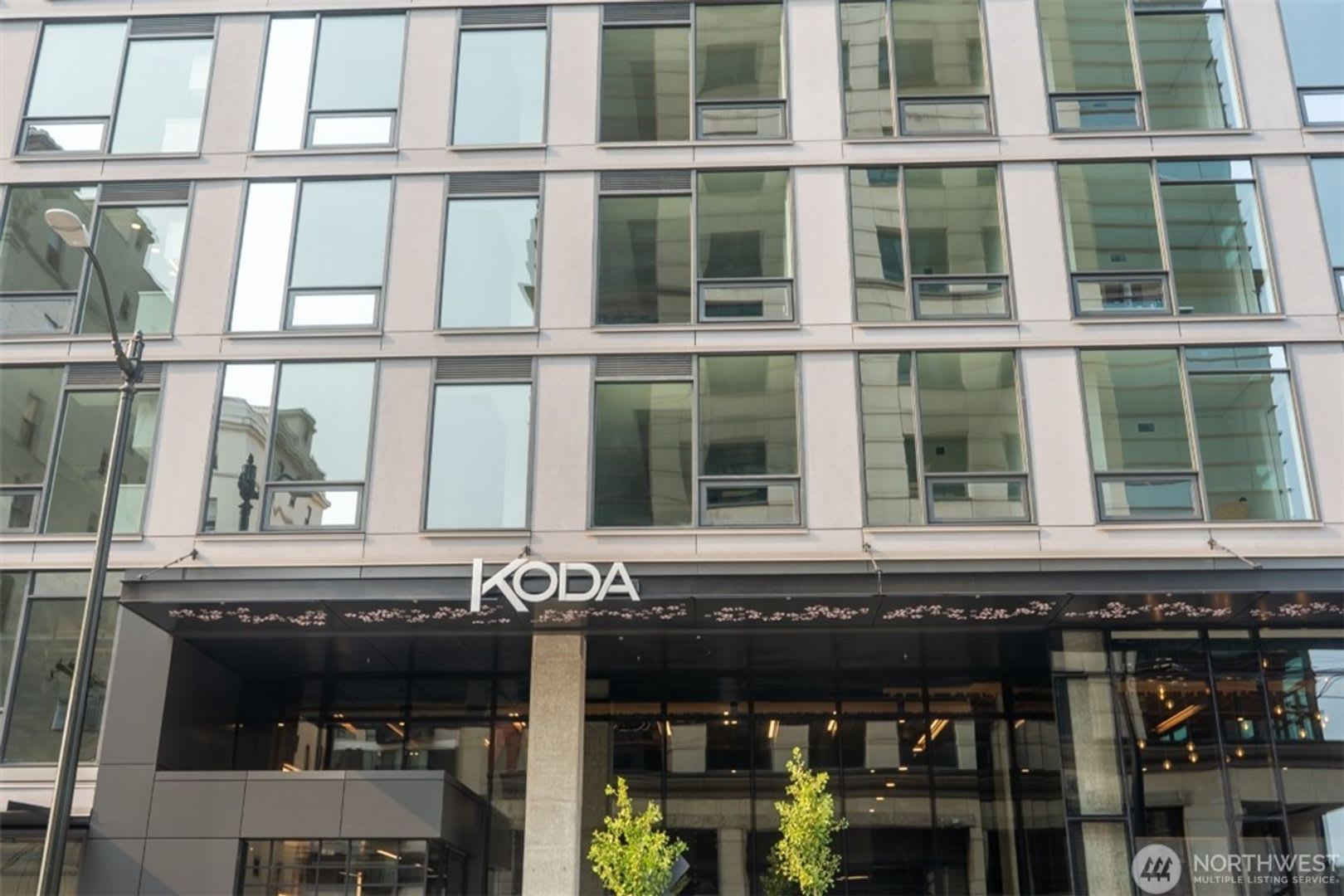 1Bd/1Ba Seattle Condo – photo 2