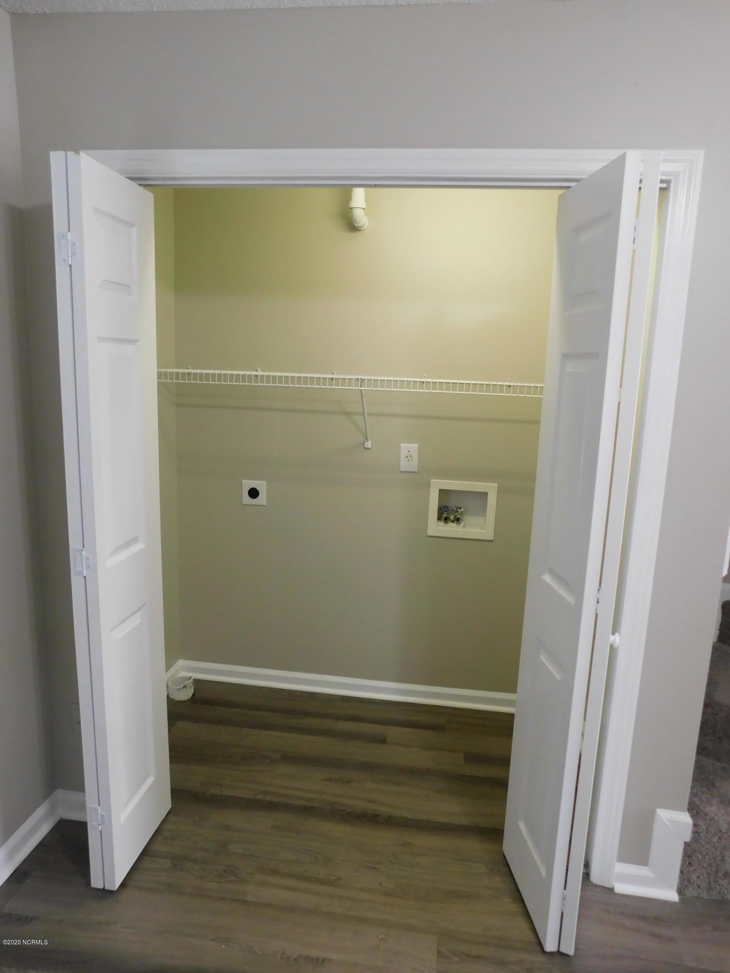 203 Spring Meadow Circle – photo 4