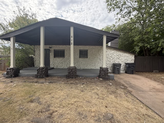 512 Northwest Glendale Drive – photo 1
