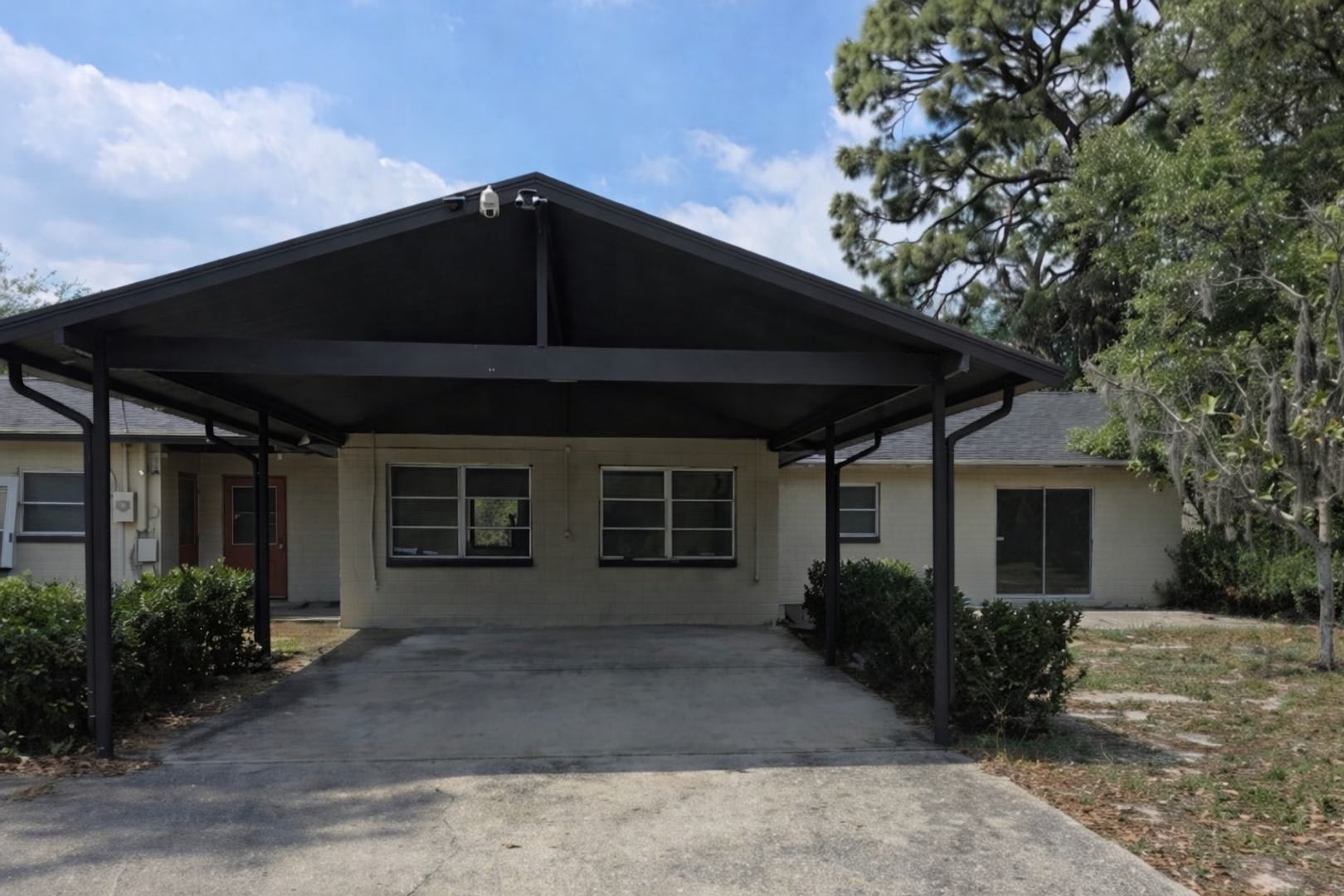 *Ask about move in Special* 3BR/2BA Home with 2-Car Carport & RV/Boat Parking – photo 1