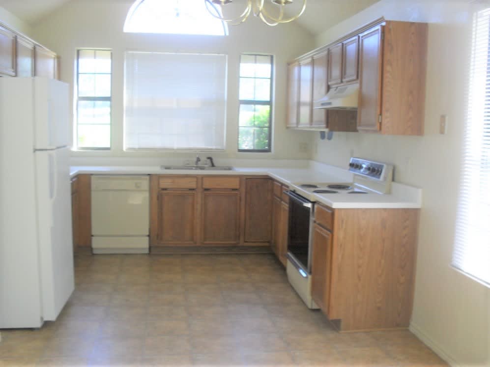 412 Texas St – photo 4
