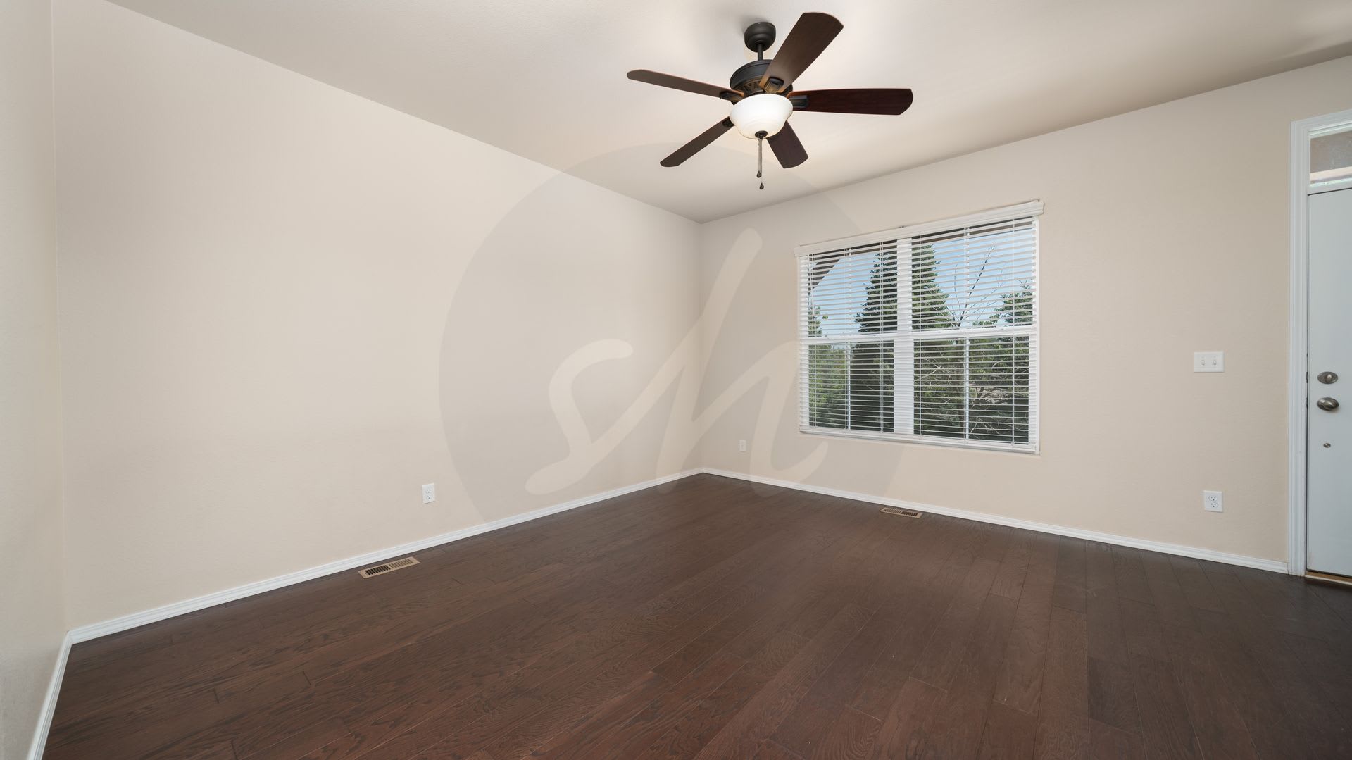 Great Townhome in the Vistas at Norwood – photo 2